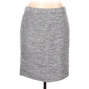🎊** $10 SALE**🎊Liz Claiborne Gray Casual Skirt size 16T